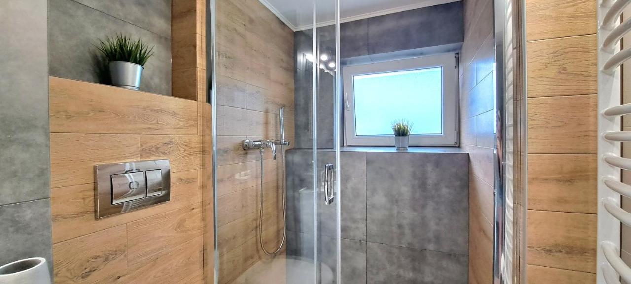 Pokoje I Apartamenty Na Szkolnej Zator Kültér fotó